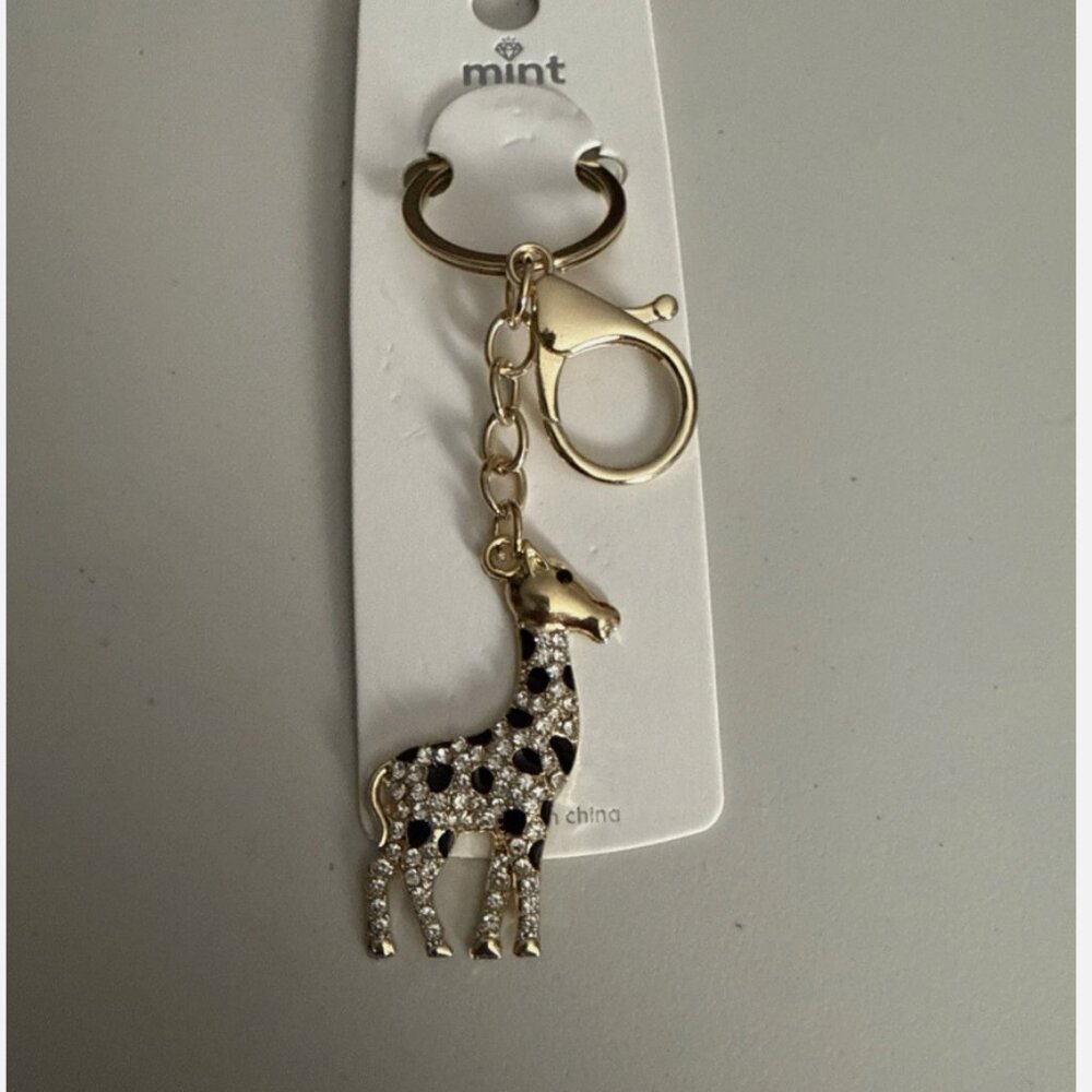 NEW! Mint Brand Golf Giraffe Keychain Purse Charm Rhinestones